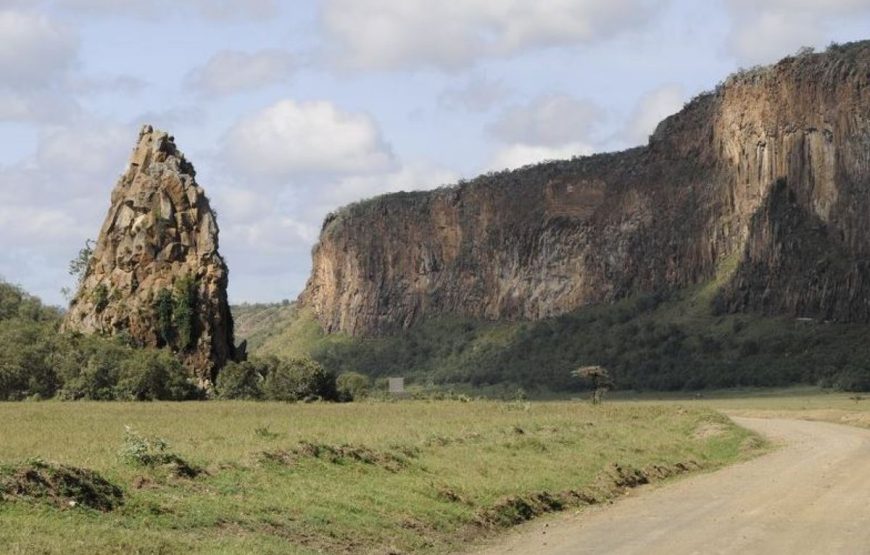 Hell’s  Gate National Park