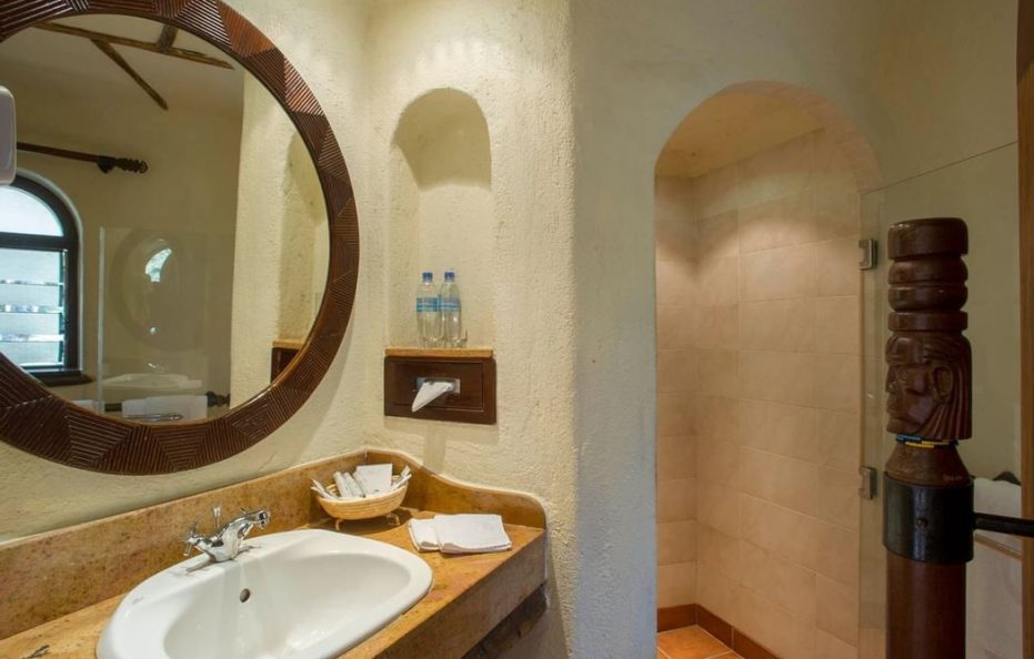 Serengeti Serena Safari Lodge Standard Twin Room