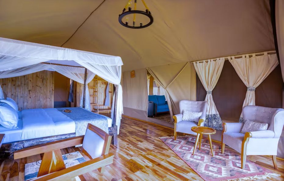 Serengeti Tanzania Bush Camp Family Tent, 1 Bedroom