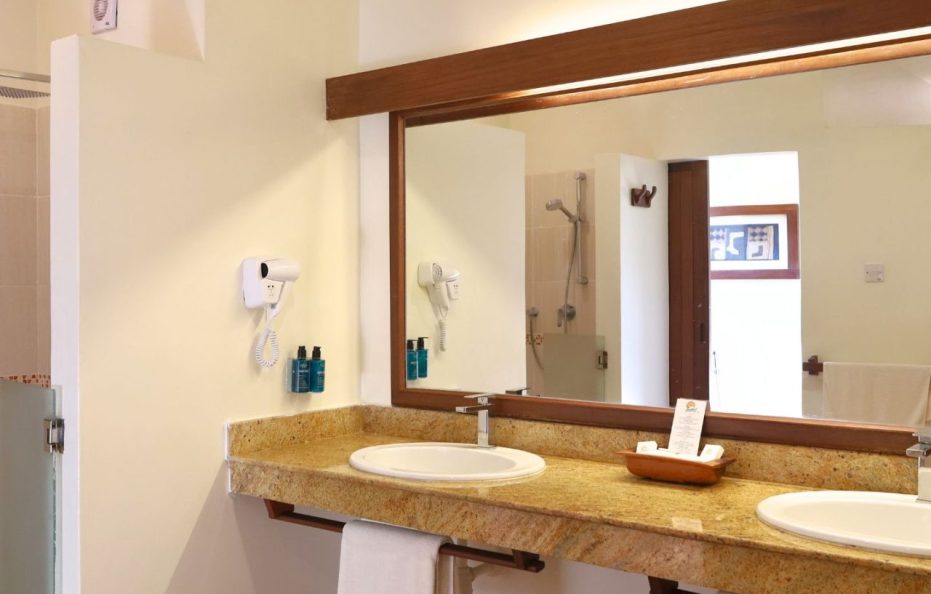 Baobab Beach Resort Deluxe Rooms