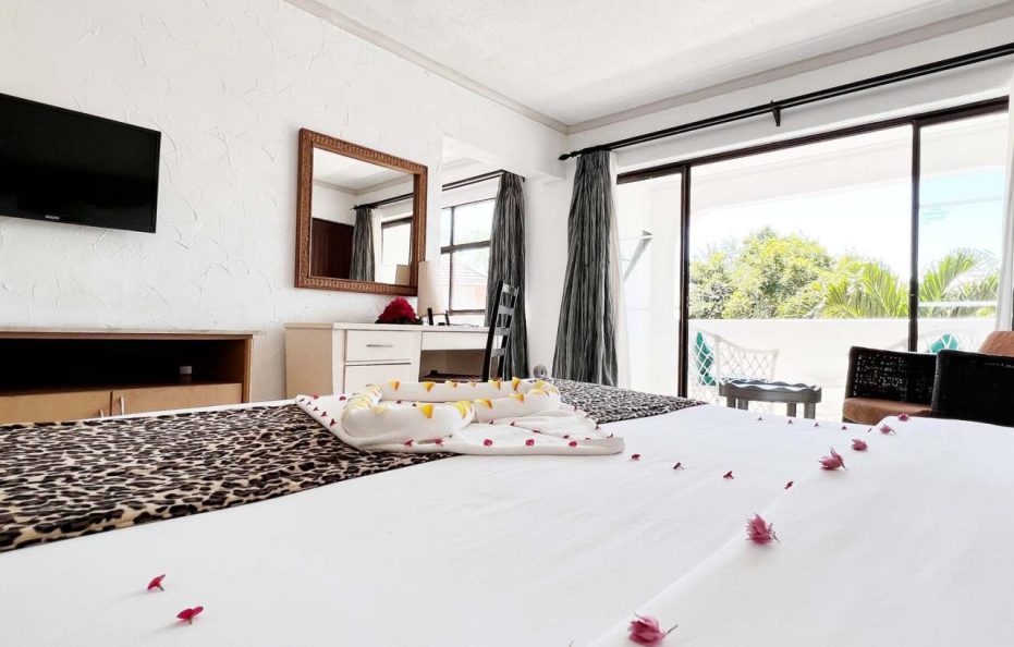 Diani Reef Beach Resort Deluxe Rooms