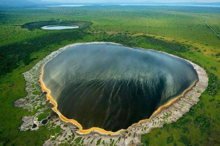 5 Days Ngorongoro and Chimpanzee Safari