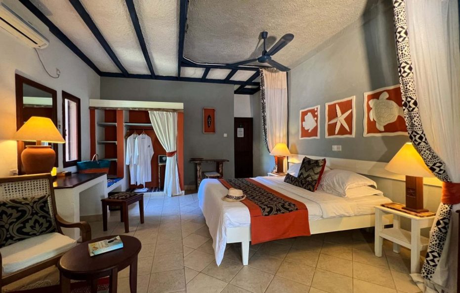 Pinewood Beach Premium Garden Room